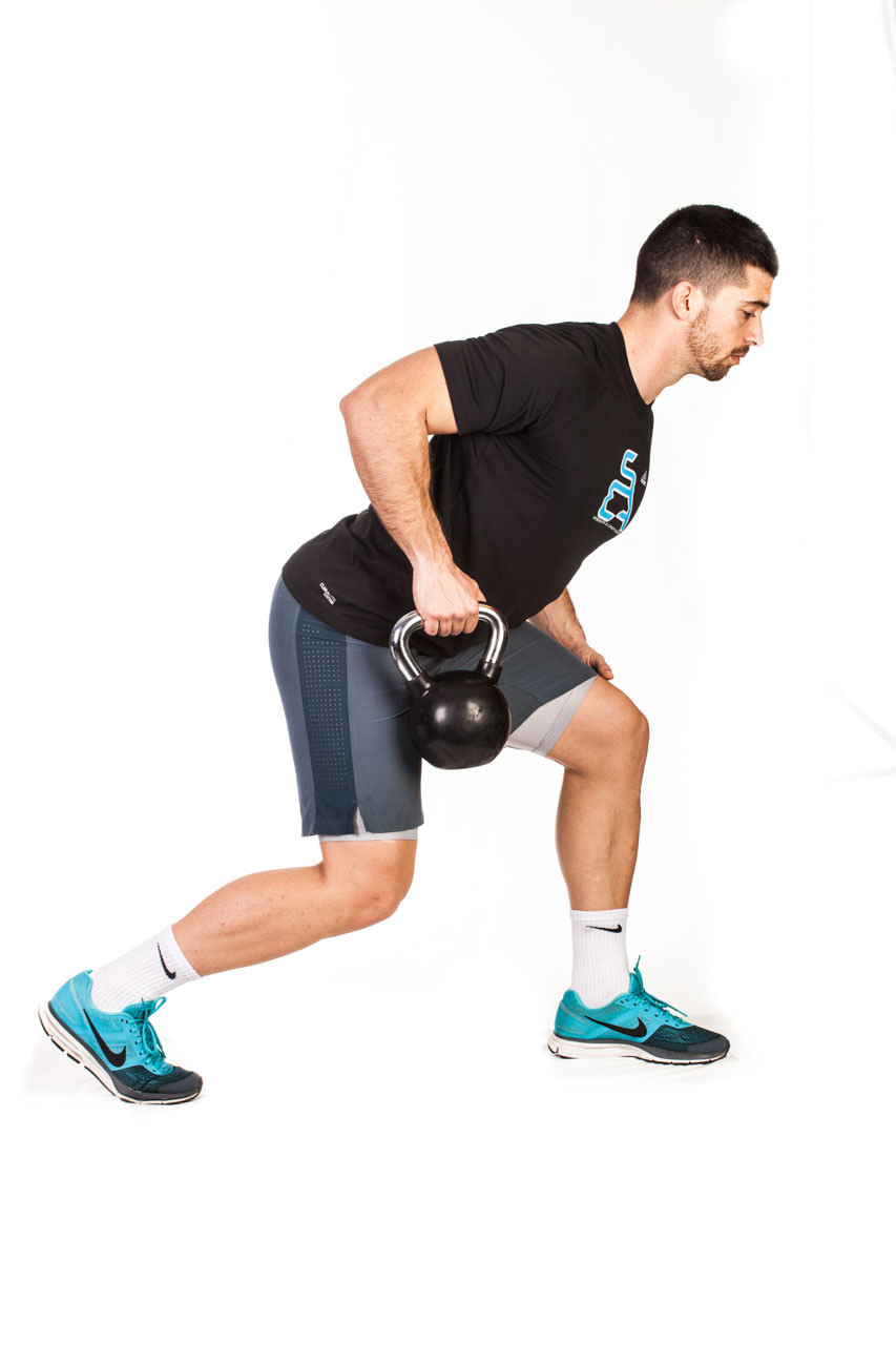 One arm kettlebell online squat