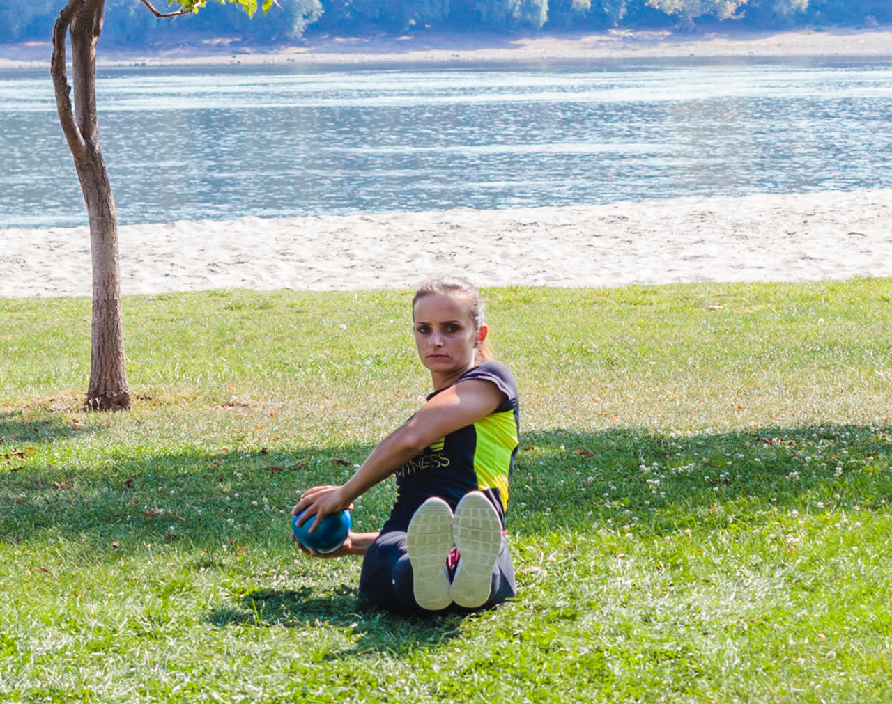 Seated Medicine Ball Twist frame #2