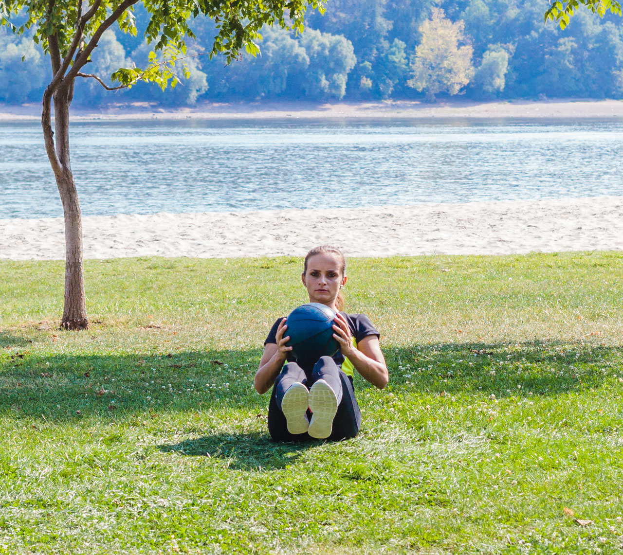 Seated Medicine Ball Rotation frame #1