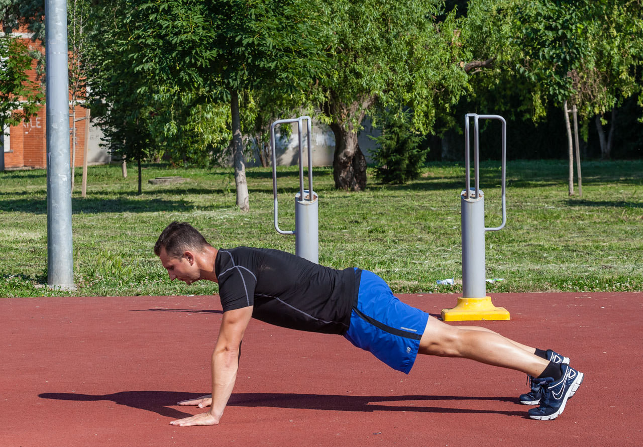 Hand Release Push-Up frame #1