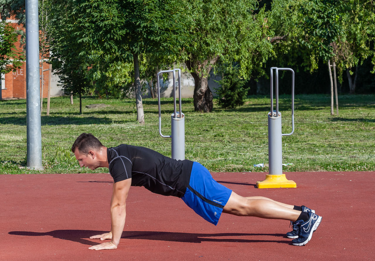 Plyo Push-Up frame #1