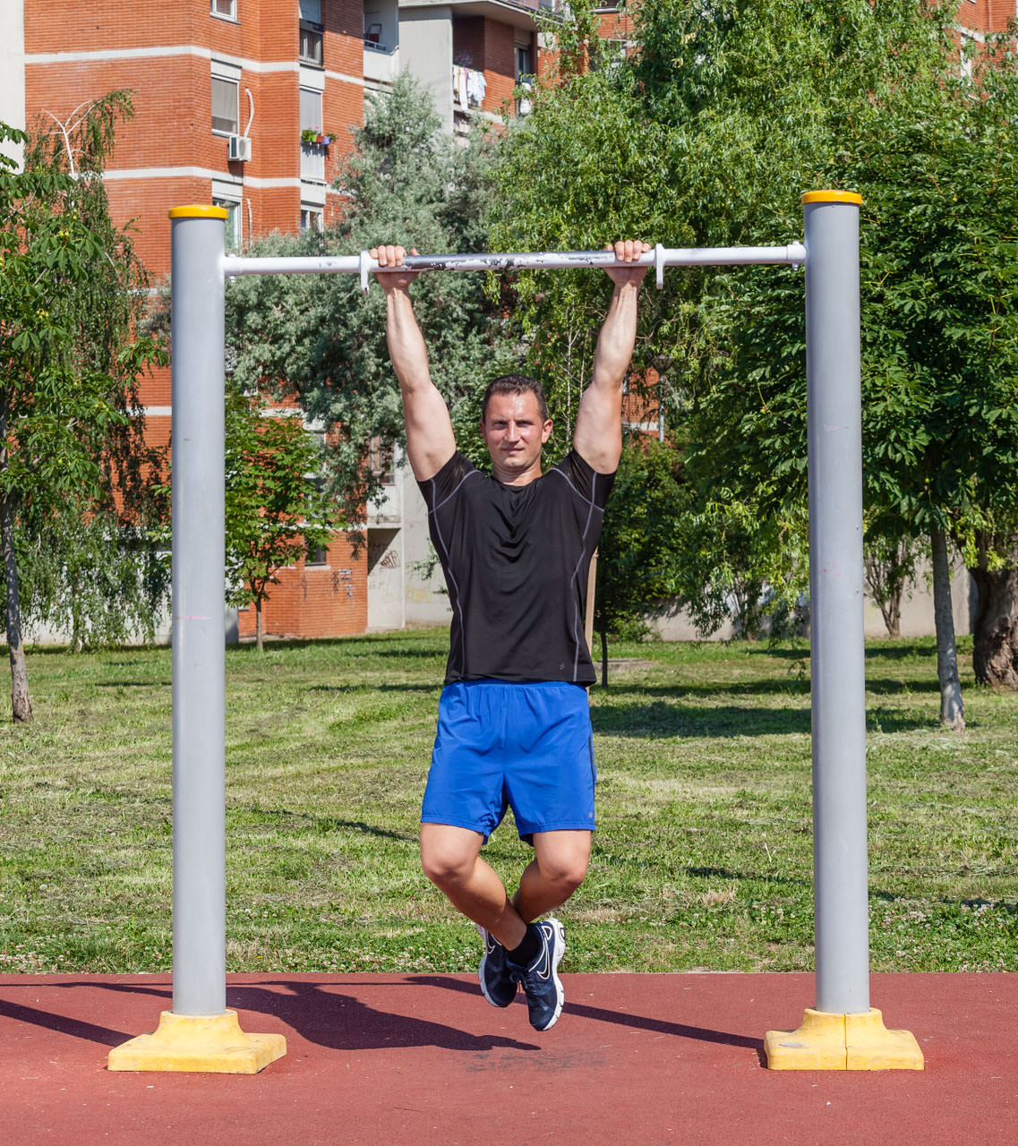 Pullups frame #1