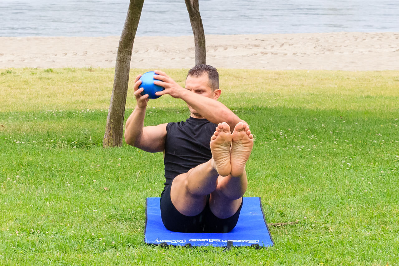 Seated Medicine Ball Twist frame #2