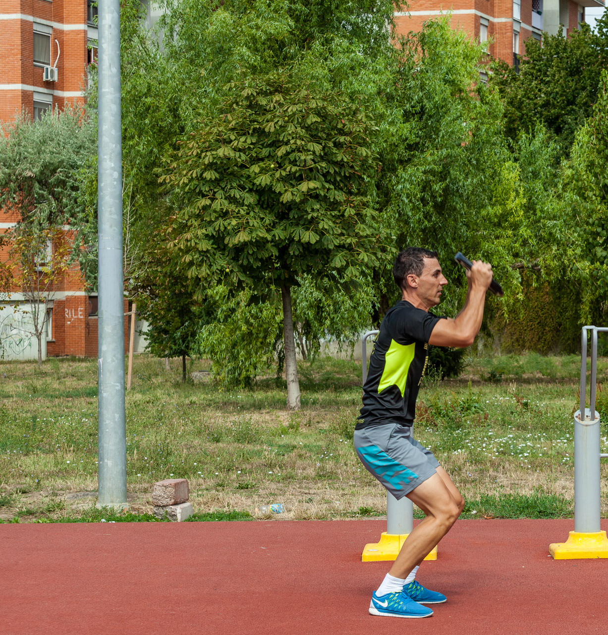 Plate Sit Up Jump frame #3