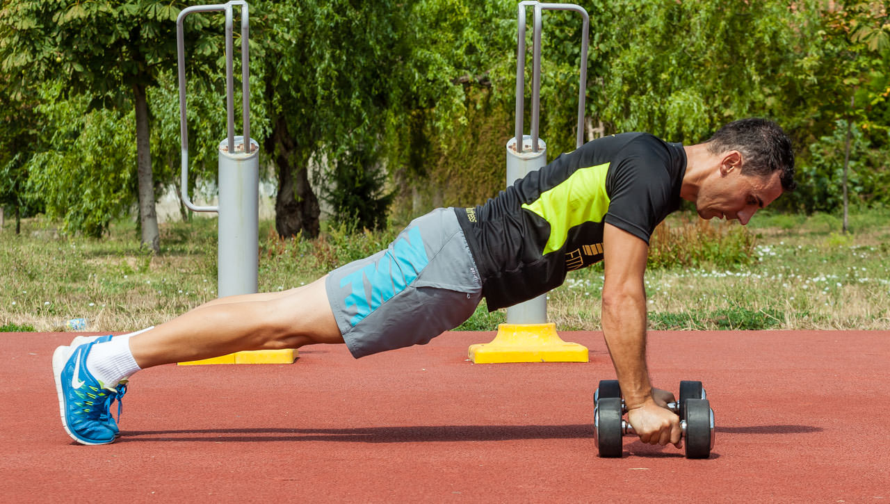 Dumbbell Mountain Climbers frame #10