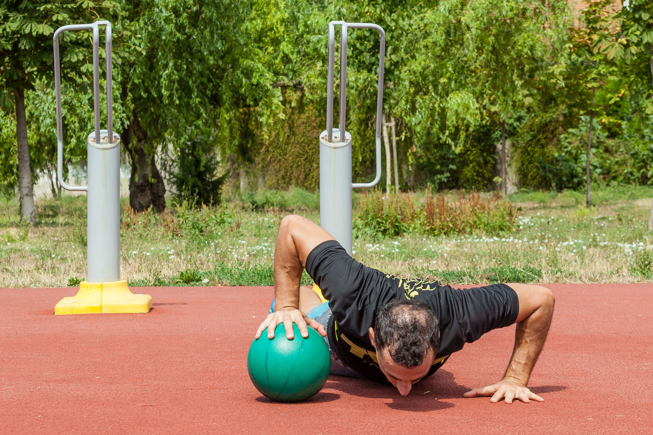 Medicine Ball Plyo Push-Up frame #2