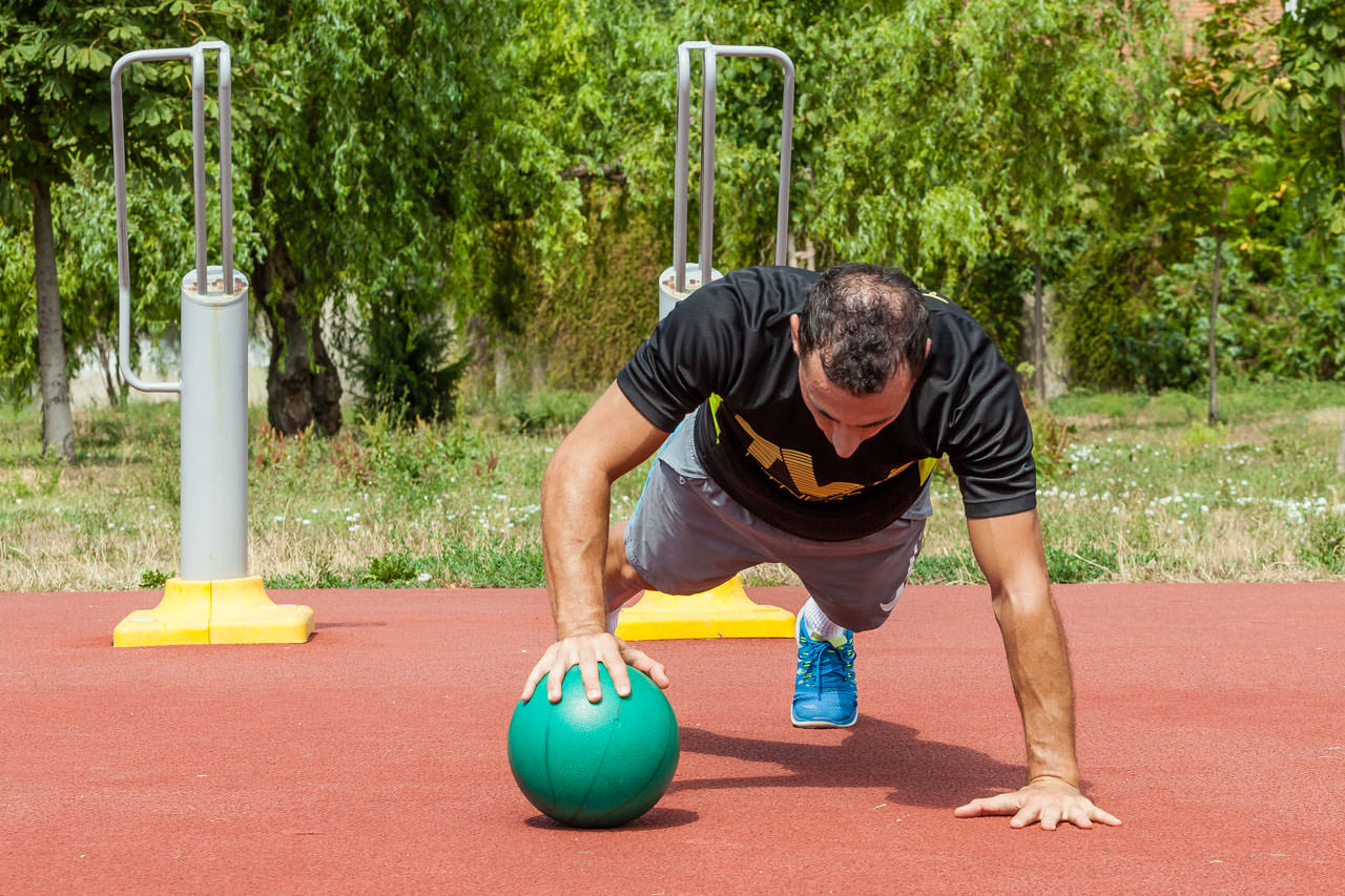 Medicine Ball Plyo Push-Up frame #3