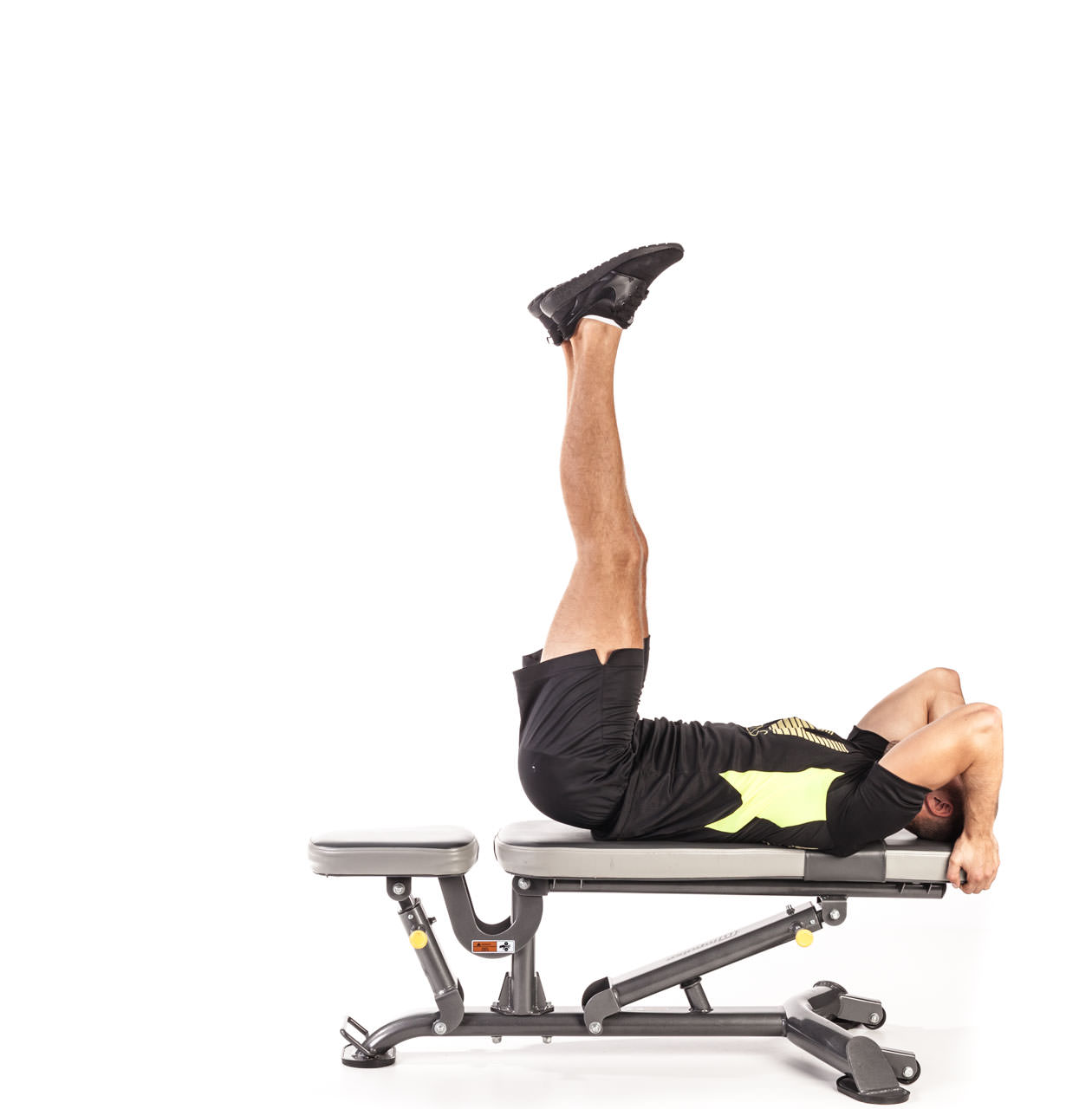 flat bench leg raises